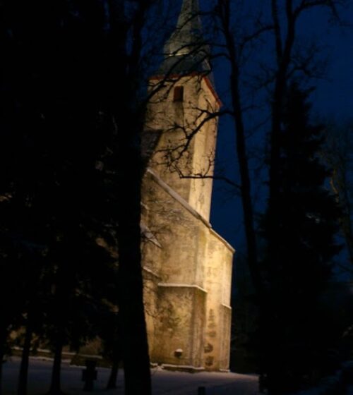 Valgus-Kaarma-kirik
